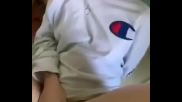 Play MP4 - Mani alla gola