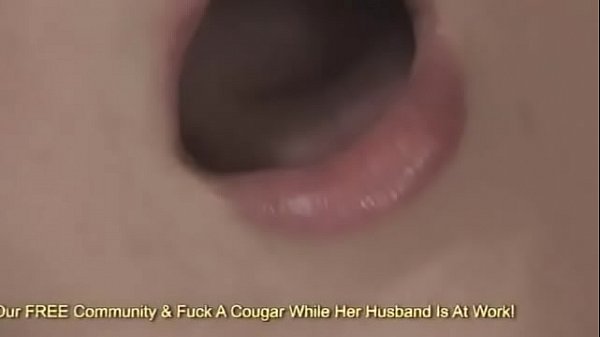 Play MP4 - Canadian MILF Janessa Jordan Plays With Her Plump Clit