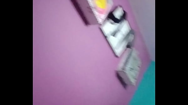 Play MP4 - Perrita trans desnuda shery dice me