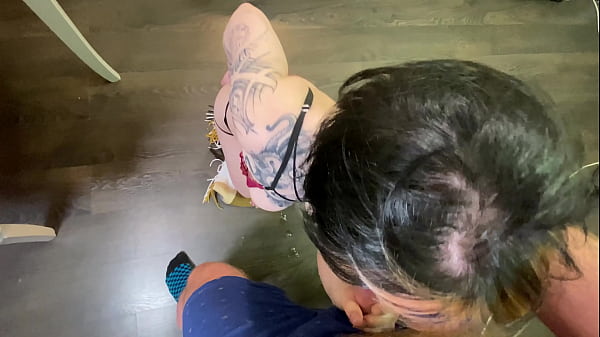 Play MP4 - Big belly dude gets cock sucked