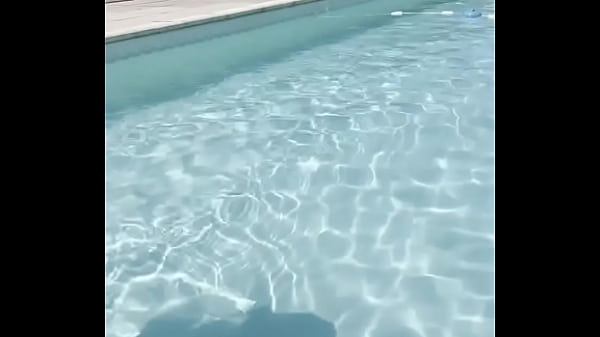 Nonton Es-tu Le Voyeur De Ma Nouvelle Vid&eacute;o ? :p Dis Moi En Commentaire ! thumbnail