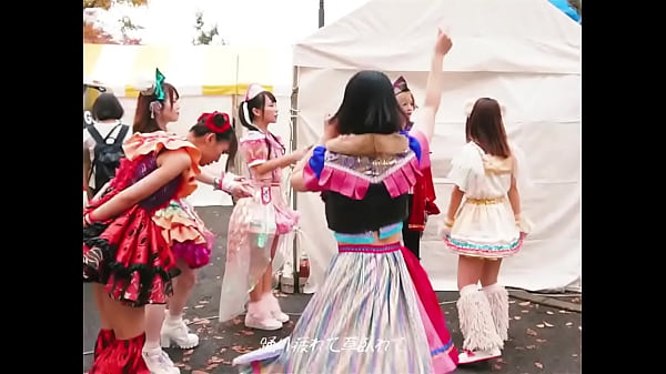 WEAR 呻吟 inthe rain