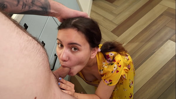 Play MP4 - Cute teen fucks to pay her rent