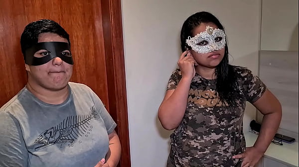 Casal Real De Lesbicas Fez Porno Pela Primeira Vez E As Duas Levaram Pica E Tomaram Leite thumbnail