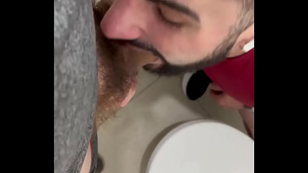 Banheir&atilde;o Desconhecidos. - Completo thumbnail