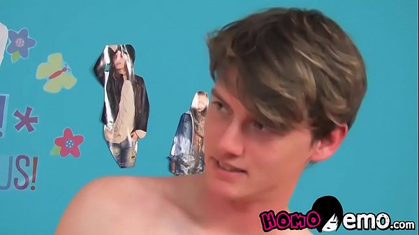 Play MP4 - Adorable emo twink cums from big cock in his asshole