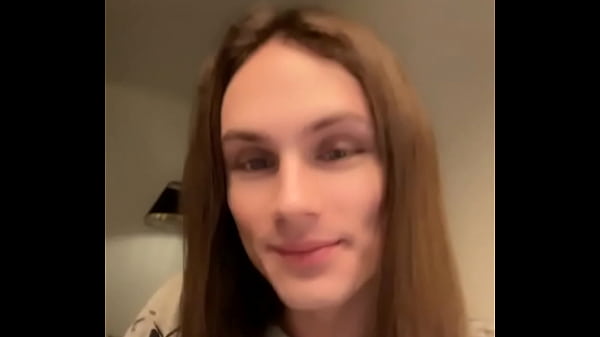 TS Kylie Star XVideos verification video with paper 