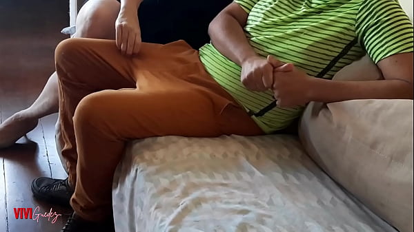 A Bu&ccedil;a Da Mulata De Por Dando Leite Quente Na Boca. thumbnail