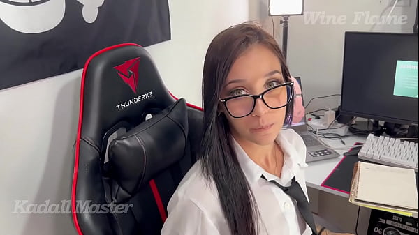 Aluna Tara No Professor Roludo Aumentou A Nota Um Boquete thumbnail