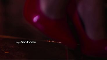 Sheseducedme my husbands dominatrix 