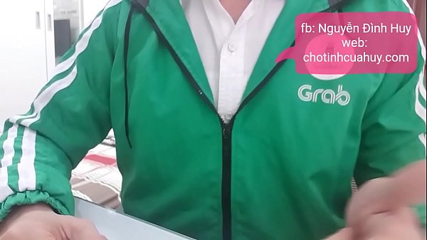 Xin lỗi anh chỉ l&agrave; thằng grabbike 