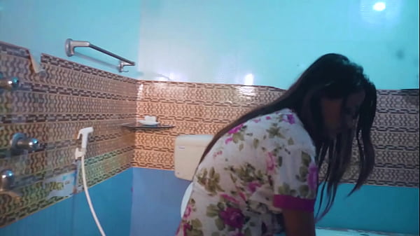 Play MP4 - Hot and heavy Indian sex in the shower&comma; fucking hard&comma; before finishes on her ass