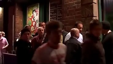 Nonton Milburn Live 2006 thumbnail