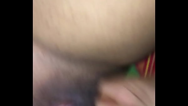 GF enjoys finger in her pussy 