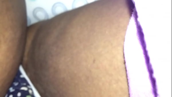 s girlfriend Kia_Tight