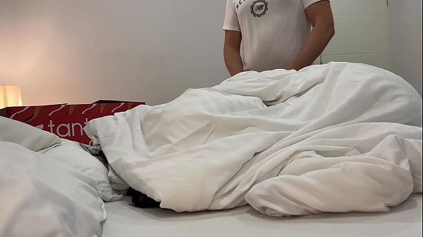 Who&rsquo;s in the bed stepmom or doll 