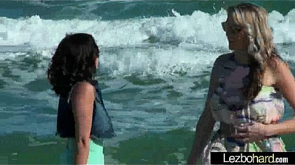 Horny Lesbo Teen Girls (Shae Summers & Brianna Oshea) Make Love On Cam video-24 