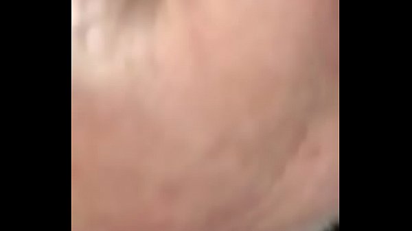 Play MP4 - je pompe un mec bi