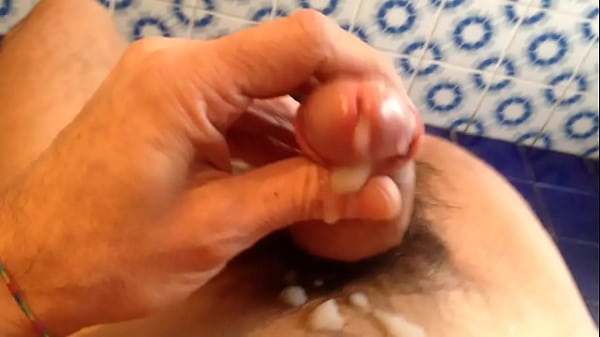 sborrata handjob.MOV 