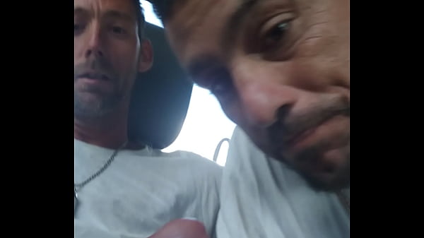 Play MP4 - On lunch break with best friend