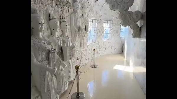 Seeing chiang rai through the eyes of a big buddha statue temple thailand builts such crazy temples 3which one is y 