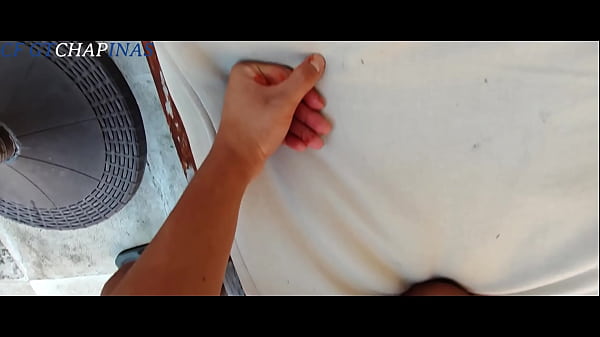 Guatemalteca vendedora de jugos termino follada en mi casa que rico menea el culote f