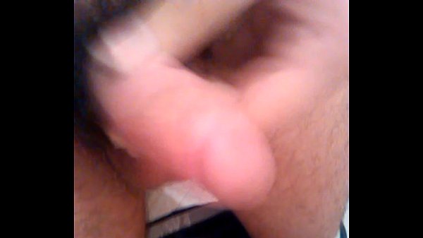 Masturbandome en el ba&ntilde_o