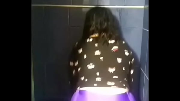 Nonton Mi Novia Sacudiendo Las Nalgas thumbnail