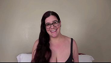 Nonton Desperate Amateurs Hot Big Tit Milfs Get Their Tight Pussies Pounded Hard In Order To Pay The Bills thumbnail