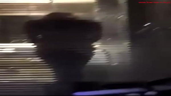 19야동 모텔욕실에 비치는_실루엣