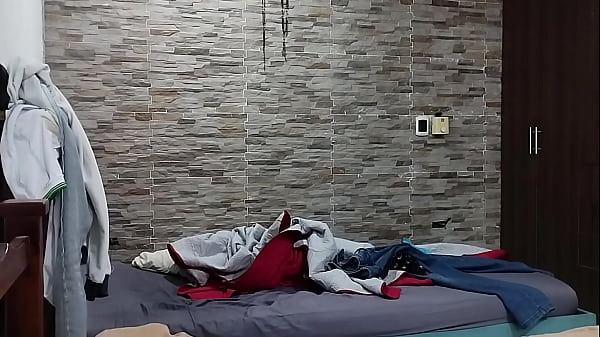 Nonton Despu&eacute;s De Discutir Me Pide Que La Trate Como Un Perra Y Le Llene El Co&ntilde;o De Leche thumbnail