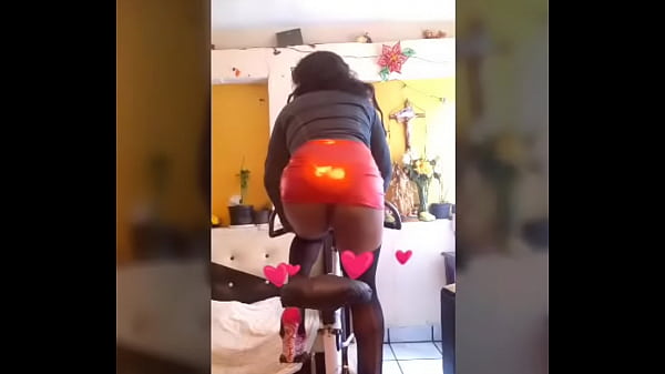 Mostrando mi culo en vici 