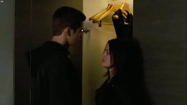 Nonton Rachel Bilson - Jumper thumbnail