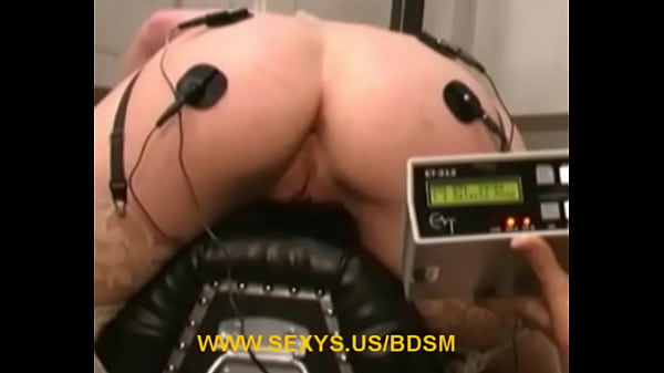 Lezdome strappado girl electro gasm