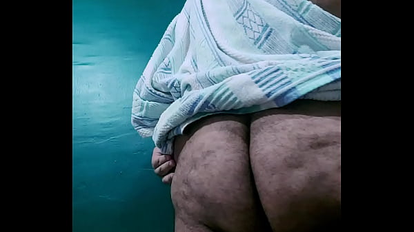 Play MP4 - Culo bien abierto despu&eacute;s de ba&ntilde;arme