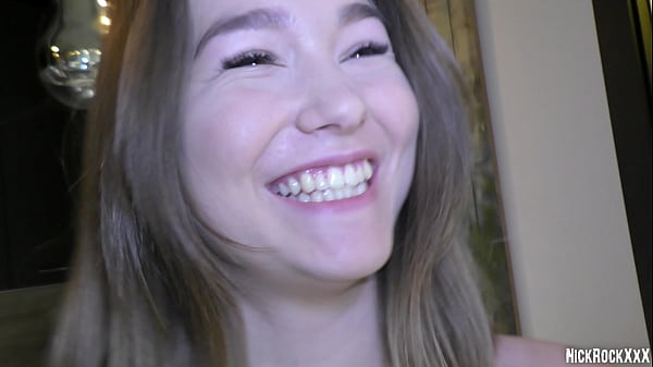 Play MP4 - My neighbor Mia Piper aka Hazel Grace came to fuck