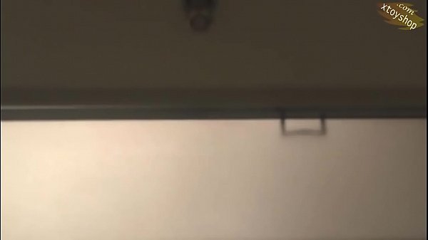 Hot_Step Sister Spied In Shower Inside Shampoo Bottle