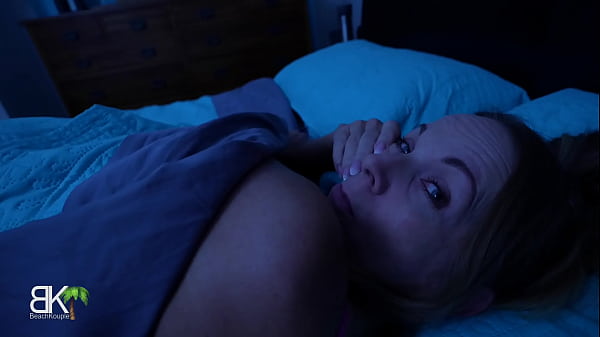 Play MP4 - Junior Sneaks Into StepMoms Bed After Nightmare - Full 4K
