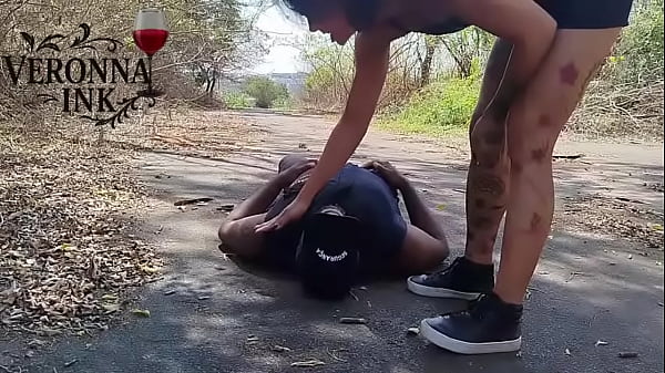 Seguran&ccedil;a uniformizado virando banco de buceta 1