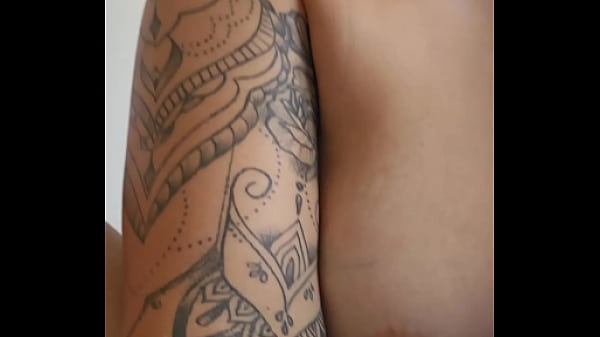 Play MP4 - GOSTO QUE ME FODE DESSE JEITO&comma; ARREGA&Ccedil;ANDO O MEU CU