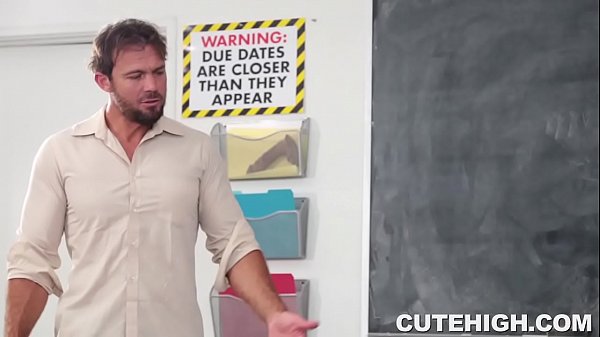 Play MP4 - Karter Foxx and Scarlett Sage Sucking Dick and Rammed