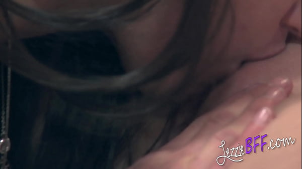 Lezzie BFF - Teen Faye Reagan Wild Lesbian Sleepover