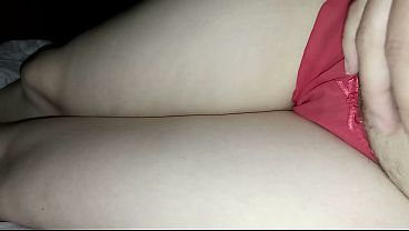 GretaLa - slip red e fica pelosa 