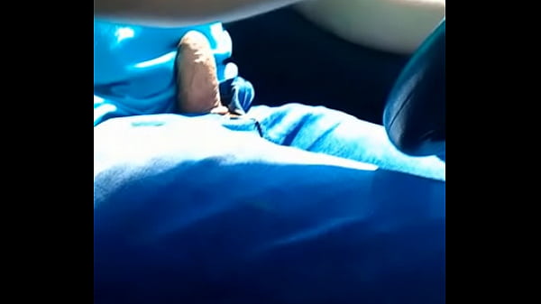 Play MP4 - Dirigindo pelado