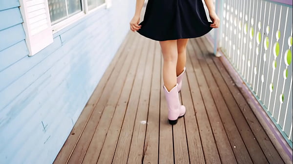 Nonton Rylie Grey Available At Legal Brothel thumbnail