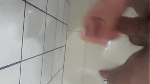 Vitor Escorpi&atilde;o Gozando muito 