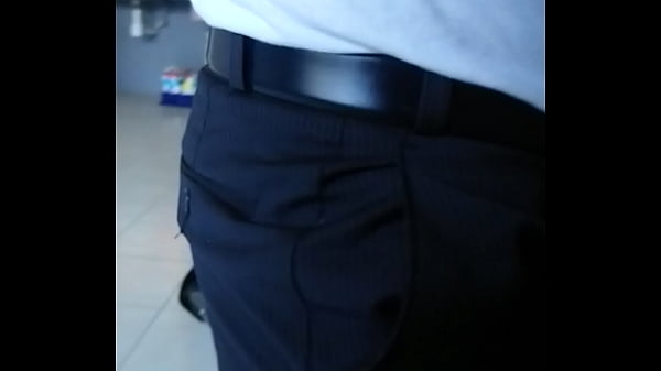 Cojiendo con un empleado muy rico 