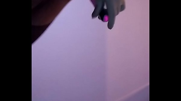 Play MP4 - metiendome juguetes en mi culo y corriendome para vos &excl;&excl;&excl;