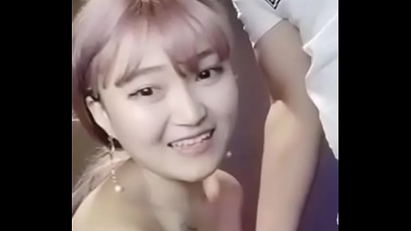 52zhibo_vip 極品少婦下海黃播勾搭大叔網吧包廂露奶調情吃雞巴剛入行還有點放不開