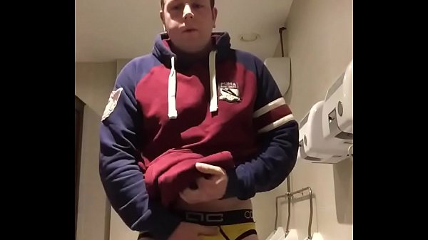 Play MP4 - Public Toilet